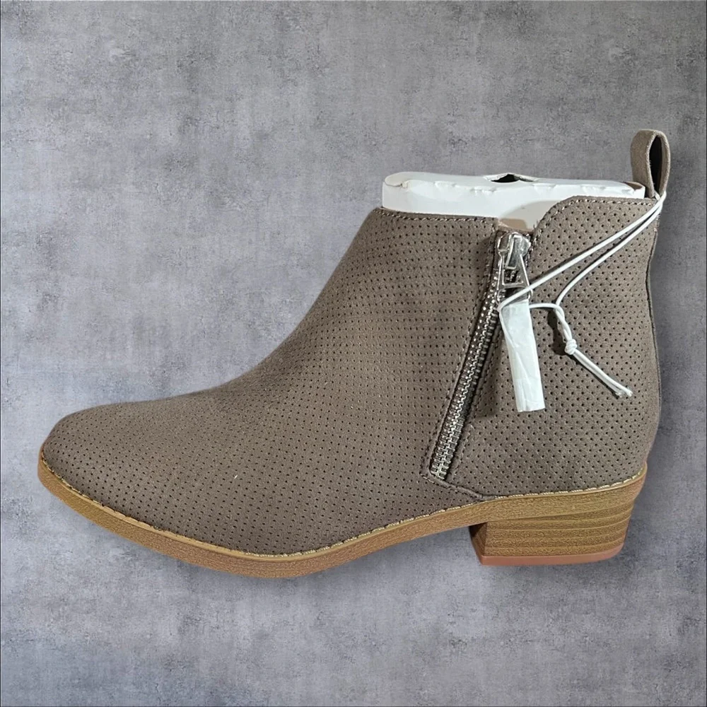Wide Width Marlis Zip Up Ankle Boots by Universal Thread